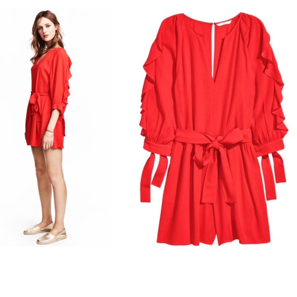 NWT Red Romper With Ruffle Balloon Sleeves - Picture 4 of 8